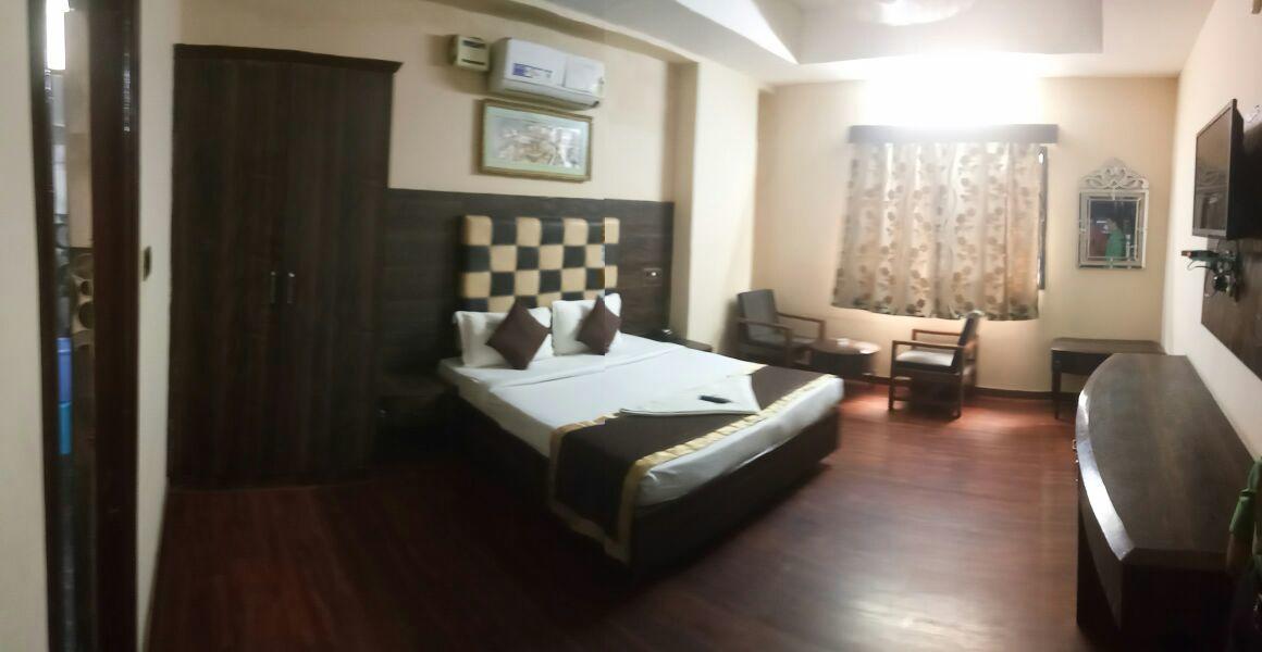 Hotel The Majestic Hyderabad Exteriör bild
